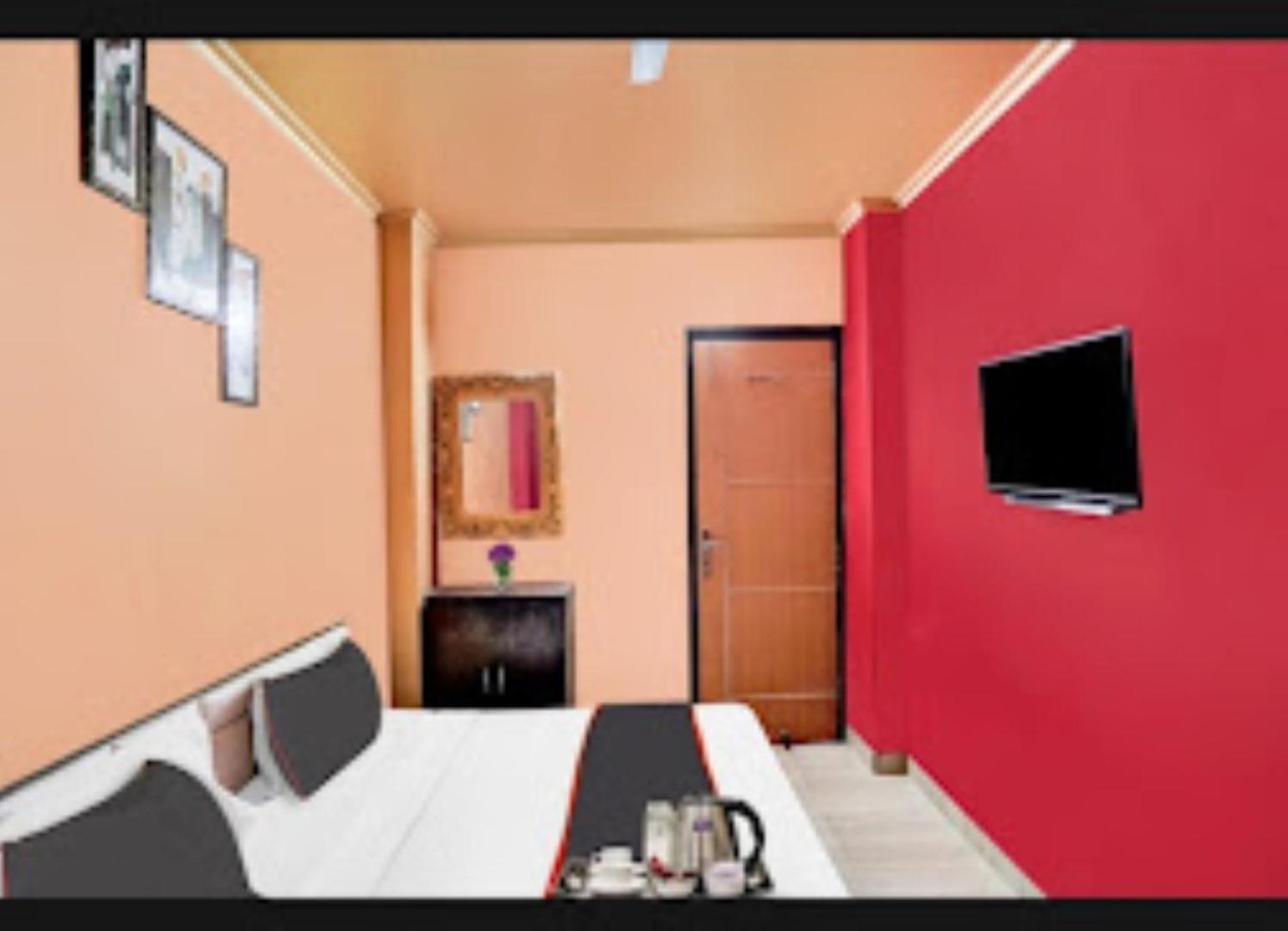 Chirag Hotel,Ghaziabad Ngoại thất bức ảnh