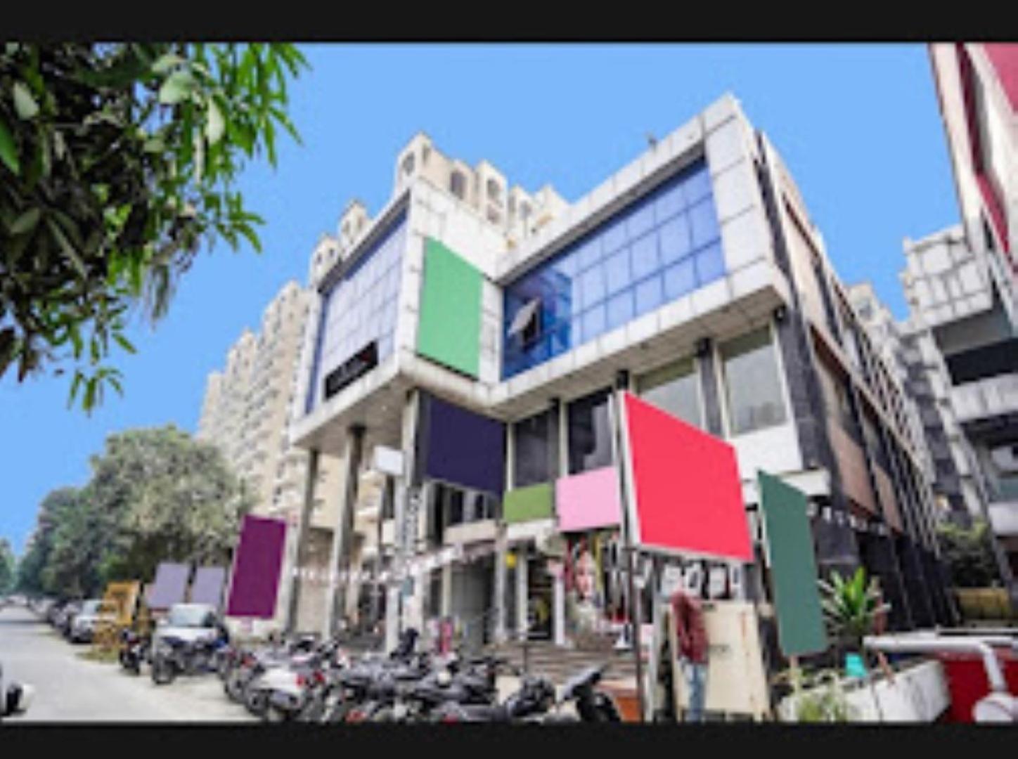 Chirag Hotel,Ghaziabad Ngoại thất bức ảnh
